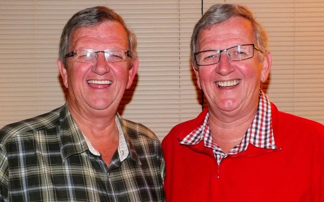 Die tweelingbroers, Jannie (links) en Pietie Botha soos hulle vandag lyk